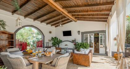 Quintal das Oliveiras by Interhome