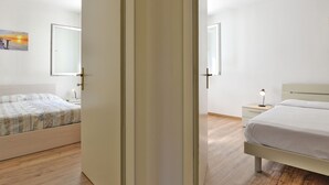 Uklassifisert bilde, 3 av 45, knapp