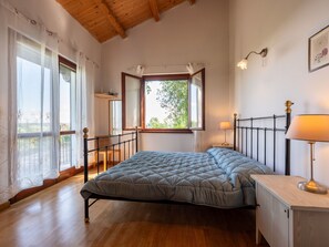3 bedrooms, Internet