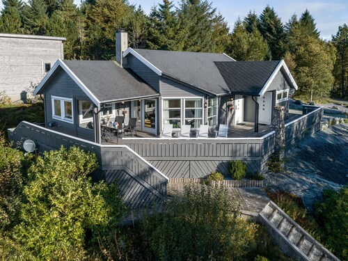 Sjøbuvågen by Interhome