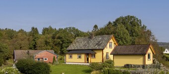 Gulehuset by Interhome