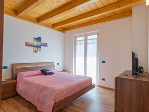2 bedrooms, internet