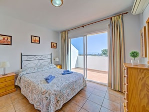 3 dormitorios y Internet