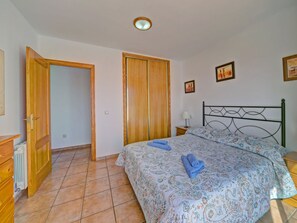 3 bedrooms, internet