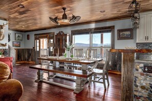 Luokittelematon kuva, 5 kautta 49, painike