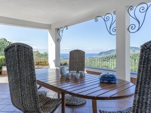 Outdoor dining - Alberto A by Interhome (Diano Marina)