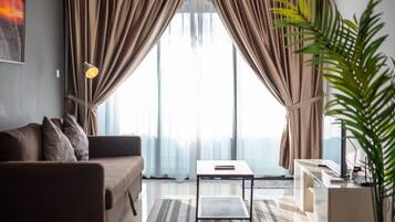 Televisión y oficina