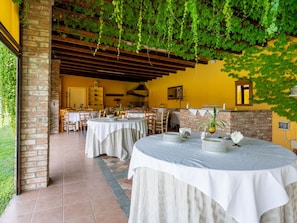 Outdoor dining