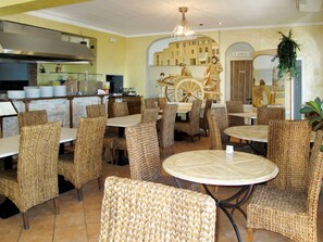Dining - Passiflora (SLR400) by Interhome (San Lorenzo al Mare)