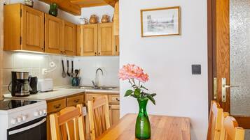 Fridge, microwave, oven, toaster