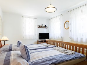 4 bedrooms, WiFi - Vacation home Racz by Interhome (Badacsonytomaj)