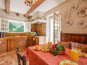 Fridge, microwave, oven, dishwasher - L'Oliverede by Interhome (La Garde Freinet)