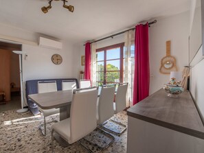 Dining - Villa Marenco by Interhome (La Croix-Valmer)