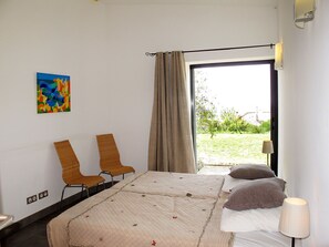 4 bedrooms, desk, iron/ironing board, WiFi - Baie de Bandol by Interhome (Sanary sur Mer)