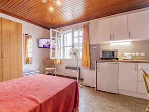1 bedroom, Internet - Le Soleil Camarguais by Interhome (Saintes Maries de la Mer)