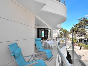 Outdoor dining - Apartment Mariza by Interhome (La Baule)