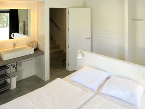 7 chambres, accès Internet