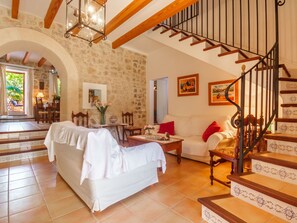 TV, fireplace - Sa Rota by Interhome (Biniamar)