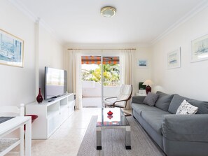 TV - Laurisilva by Interhome (Puerto de la Cruz)