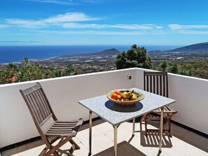Outdoor dining - Cuevecitas by Interhome (Candelaria)