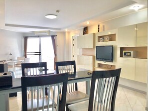 Apartment, 1 Schlafzimmer, Raucher, Balkon | Eigene Küche