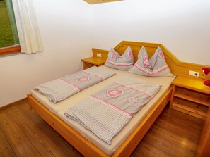 6 Schlafzimmer, Internetzugang