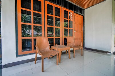 SPOT ON 94139 Nirma Guest House