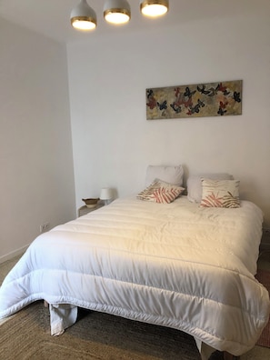 3 bedrooms, iron/ironing board, travel crib, free WiFi - La Maison des Doux (Avignon)