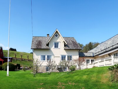 Kvamsvika by Interhome