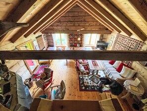 Fernseher, Kamin