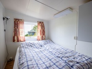 4 bedrooms