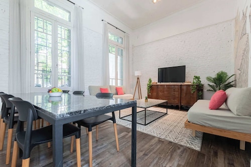 MOT + Ravignani 1668 - 3 Bd Pool & BBQ