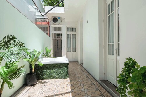 MOT + Ravignani 1668 - 3 Bd Pool & BBQ