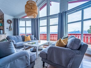 TV, fireplace, DVD player - Elistova by Interhome (Onarheim)