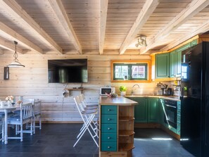 Frigorifero, microonde, forno, lavastoviglie