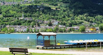 La Perla del Lago by Interhome