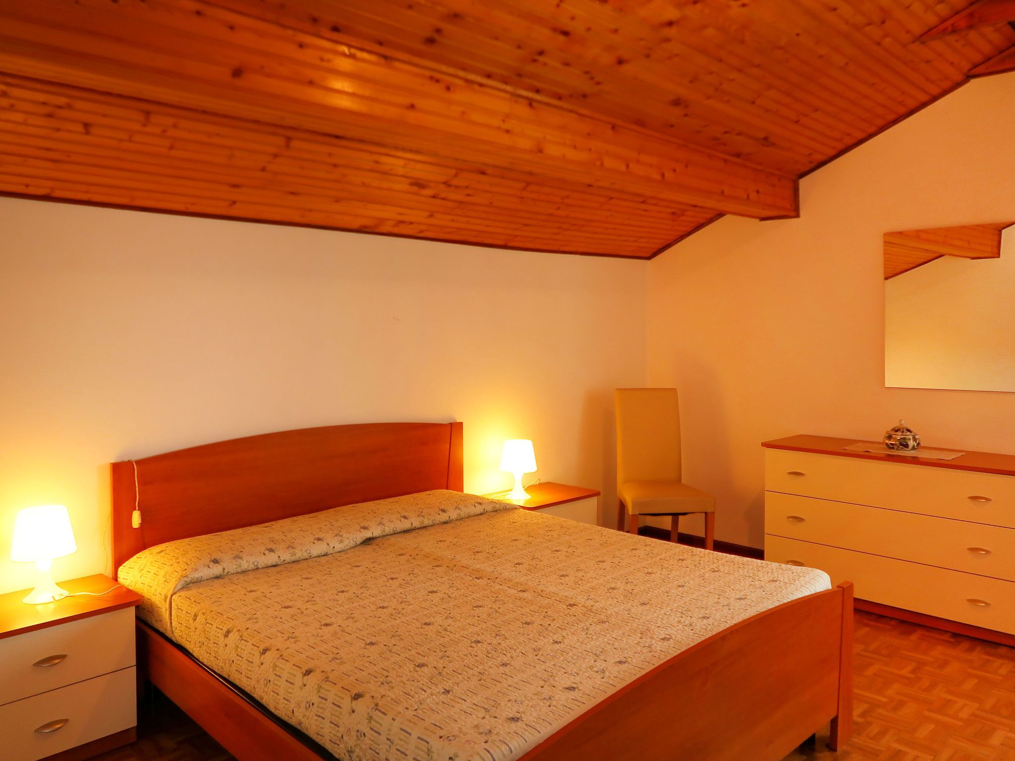 2 Schlafzimmer, Bügeleisen/Bügelbrett, WLAN