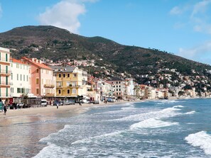 Strand