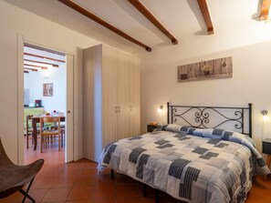 1 Schlafzimmer, Schreibtisch, WLAN