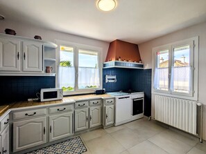 Fridge, microwave, dishwasher