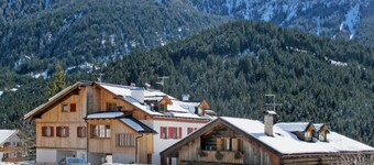 Vacation home Mantel by Interhome