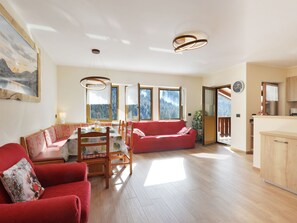 TV - Bernard by Interhome (Campitello)