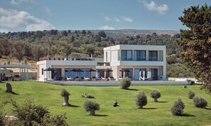 Exterior - Gavras Exclusive Villa I, 2 Pools, Gym & SeaViews (9HFX+3FH Arkadi, Greece)