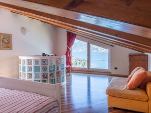 4 Schlafzimmer, Bügeleisen/Bügelbrett, WLAN