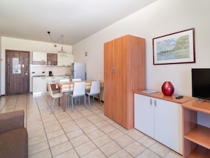 Interior - Primera by Interhome (Moniga del Garda)