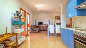 Fridge, microwave, oven, cookware/dishes/utensils - Vista Playa by Interhome (Llombards/C.Llombards/C.S'Almonia)