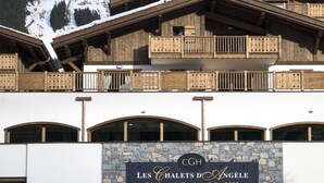 Unclassified image, 3 of 15, button - CGH Rés&Spa Chalets d'Angèle 4* by Interhome (Châtel)