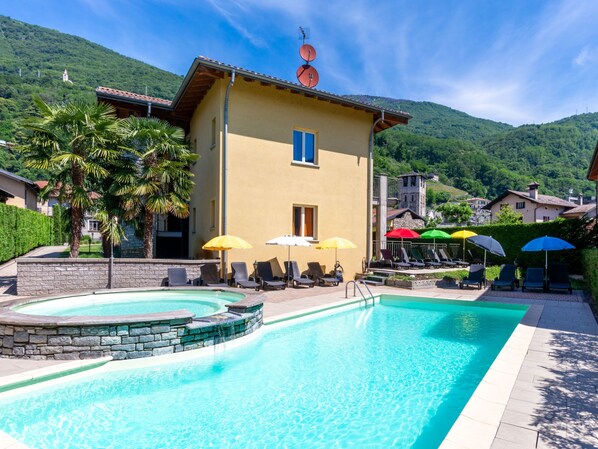 Pool - Vacation home Elisa by Interhome (Sorico Albonico)