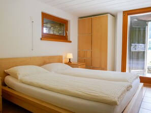 2 bedrooms, iron/ironing board, WiFi - Rustico Tecc du Martin by Interhome (Leontica)
