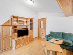 TV - Prieslern by Interhome (Bramberg am Wildkogel)